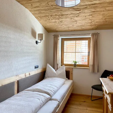 Tuxer Apartment